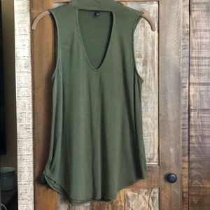 Express top, olive green, size small
